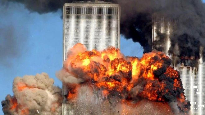Napad 11. septembra 2001, po katerem je ime Osame bin Ladna poznal ves svet. FOTO: Youtube