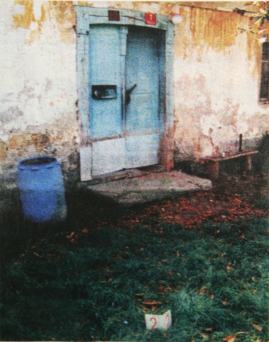 Fotografija: Tak je bil vhod v hišo Šaleharjeve v času njene smrti.