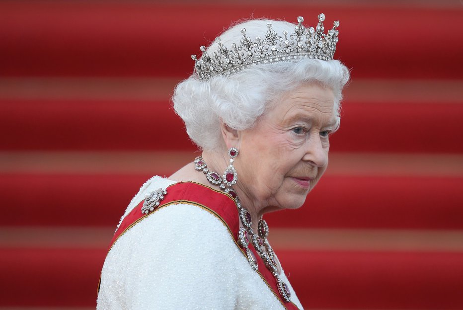 Fotografija: Britanski dvor znova žaluje. Tokrat za kraljičinim zdravnikom. FOTO: Sean Gallup, Getty Images