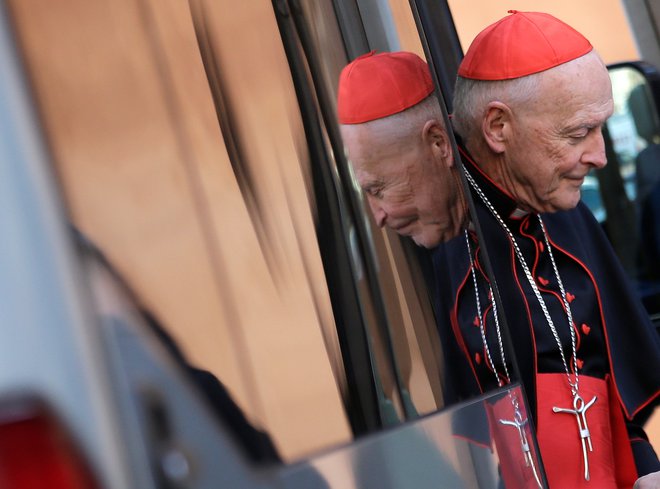Ameriška škofovska konferenca od Vatikana zahteva neodvisno preiskavo o nekdanjem kardinalu Theodoru McCarricku. Foto: REUTERS