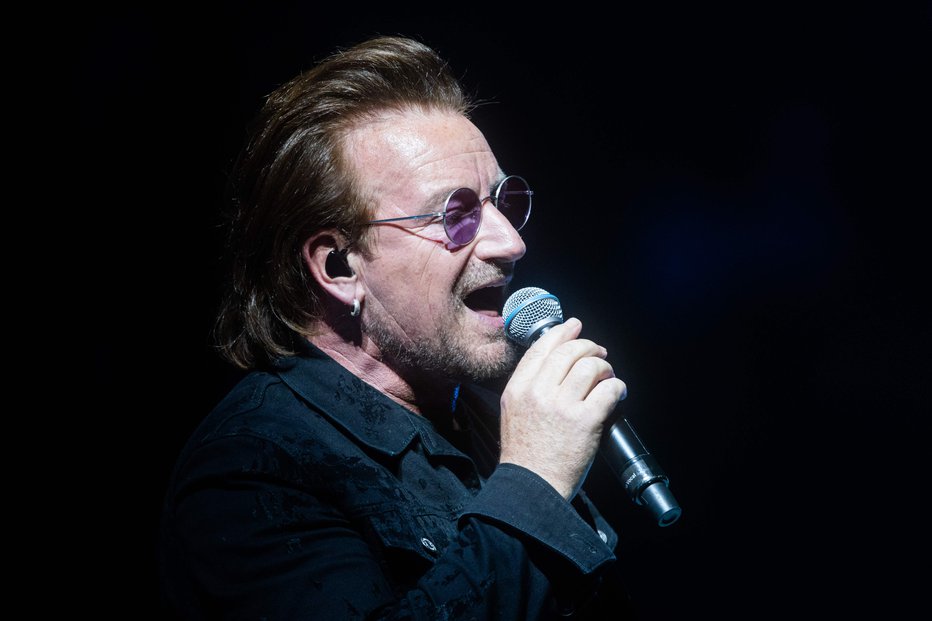 Fotografija: Bono ni vedel, kaj storiti. FOTO: AP