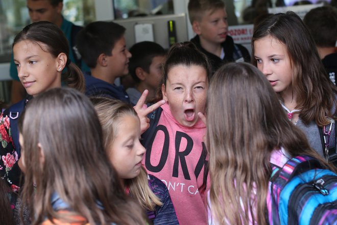 Prvi šolski dan na OŠ Preska v Medvodah. FOTO: Tomi Lombar, Delo