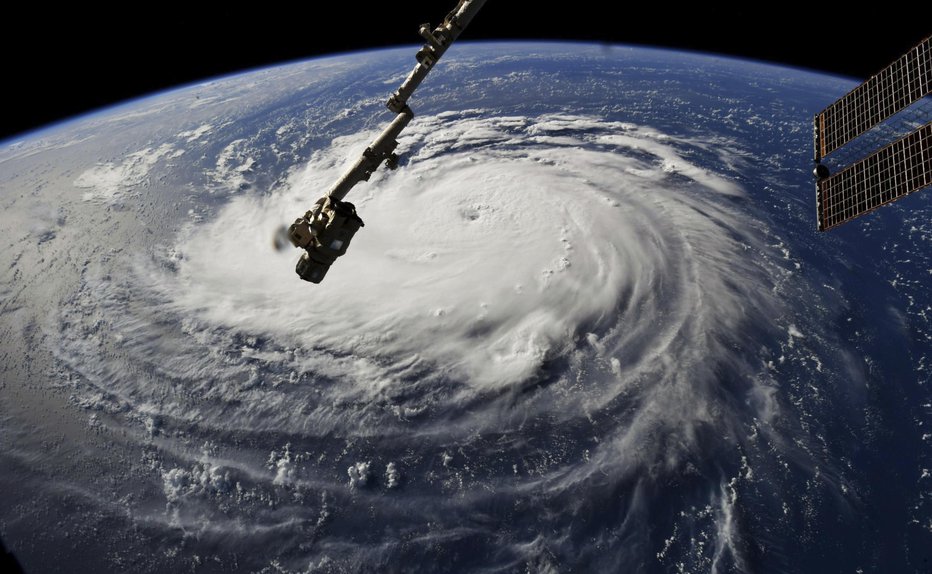 Fotografija: Orkan Florence bi lahko bil eden najhujših v zadnjih letih. FOTO: AP