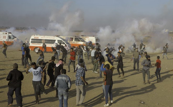 Ranjenih je najmanj 2400 ljudi. FOTO: Adel Hana, AP