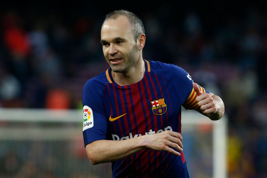 Fotografija: Barcelona's Spanish midfielder Andres Iniesta reacts during the Spanish league football match between Barcelona and Villarreal at the Camp Nou Stadium in Barcelona on May 9, 2018.  / AFP PHOTO / Pau Barrena