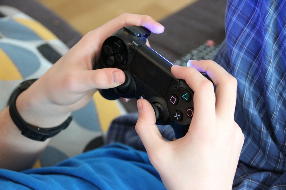 Fotografija: Tudi oblasti so zaskrbljene, kako bo ta videoigrica vplivala na otroke. FOTO: Pixabay