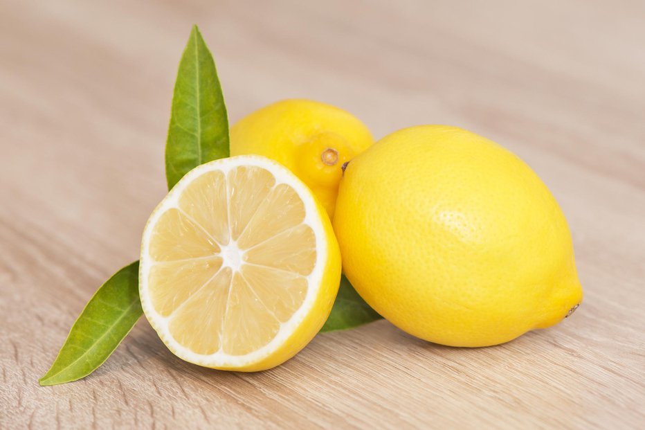 Fotografija: Iz segrete limone priteče več soka. FOTO: Thinkstock