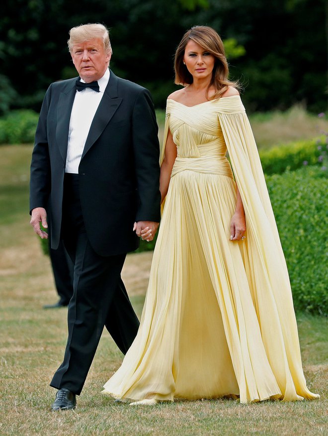 Melania Trump se je z izbranim oblačenjem že uvrstila med najlepše oblečene žene predsednikov.