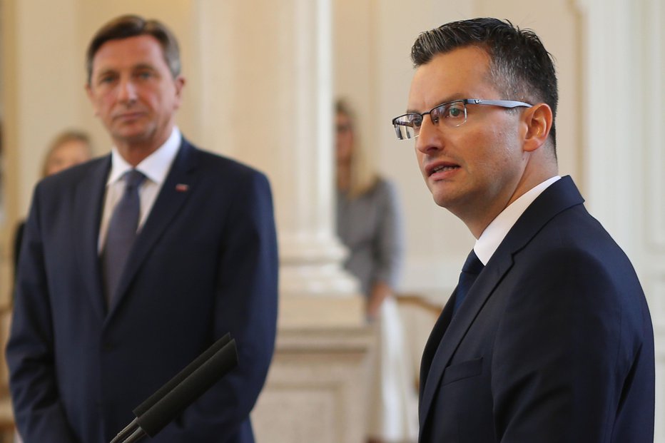 Fotografija: Premier Marjan Šarec (desno) z Borutom Pahorjem FOTO: Tomi Lombar, Delo