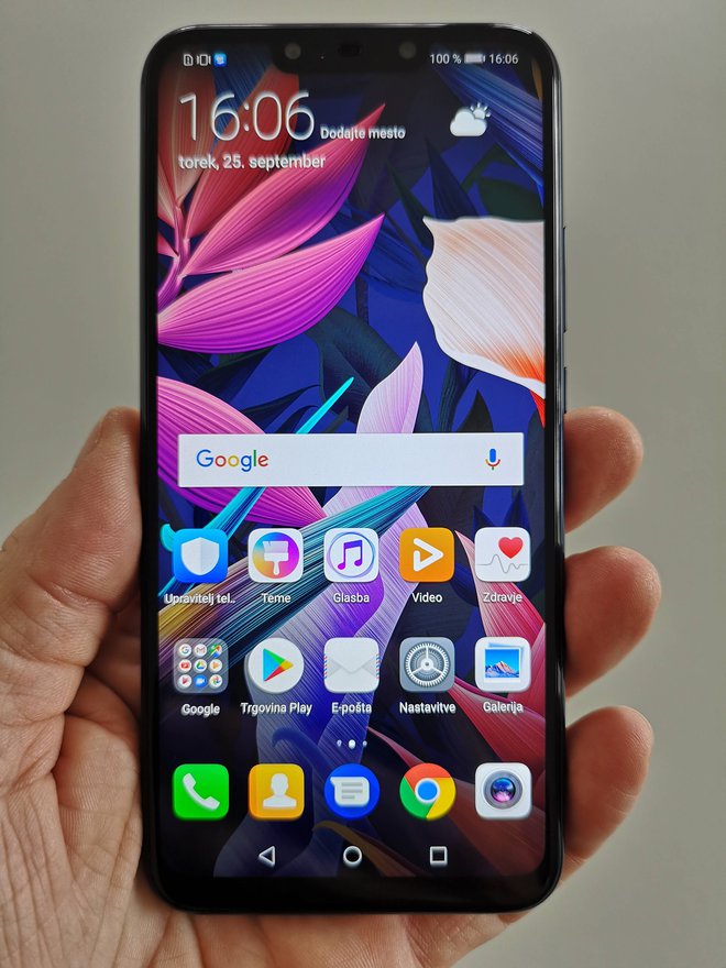 Huawei mate 20 lite bo prava izbira za marsikoga, ki bi rad zmogljiv, lep in velik telefon z dobro kamero in vzdržljivo baterijo. FOTO: Staš Ivanc