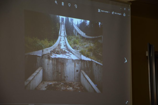 Prizorišče ZOI v Sarajevu je prepuščeno propadu. FOTO: Oste Bakal