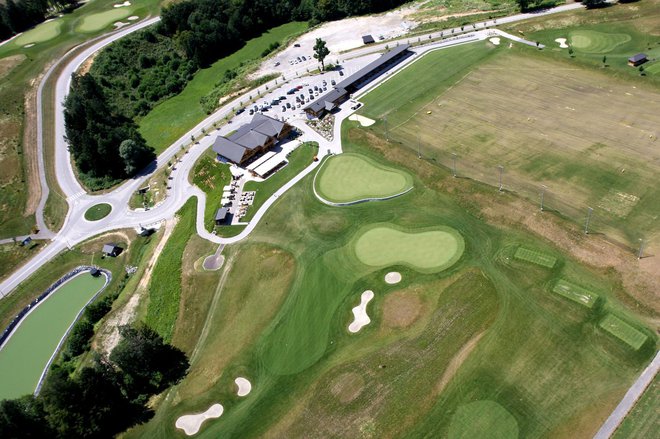 Igrišče za golf v Smledniku