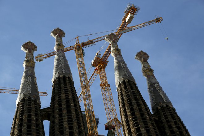 Dela naj bi bila končana ob stoletnici Gaudíjeve smrti.