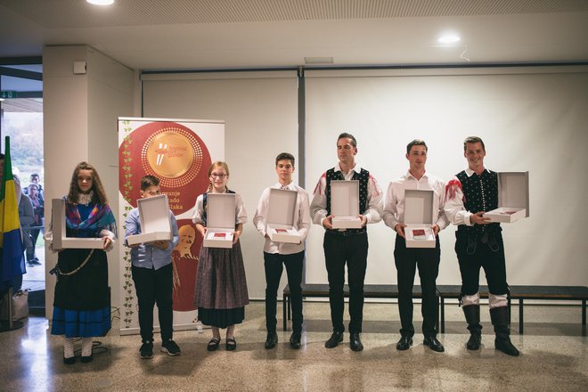 Vsi zmagovalci prvega tekmovanja za nagrado Lojzeta Slaka v posameznih kategorijah
