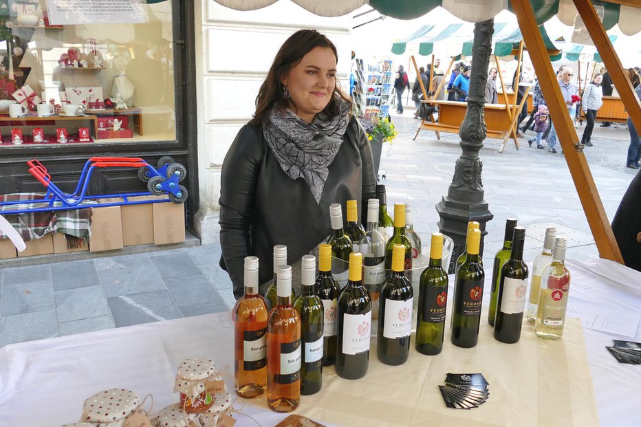 Fotografija: Obiskovalci so pokušali tudi vina Vehovar iz Lokanje vasi pri Slovenski Bistrici.