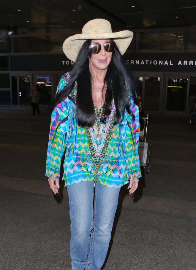 Cher je ob misli, da bi lahko ogenj njen ljubljeni Malibu spremenil v pepel, obupana. FOTO: Guliver/X17