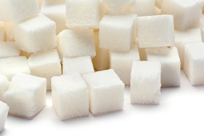 Podatka, da imate v krvi preveč sladkorja, ne ignorirajte. FOTO: Shutterstock