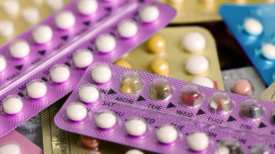 Fotografija: Kontracepcijske tabletke. FOTO: Getty Images, Istockphoto