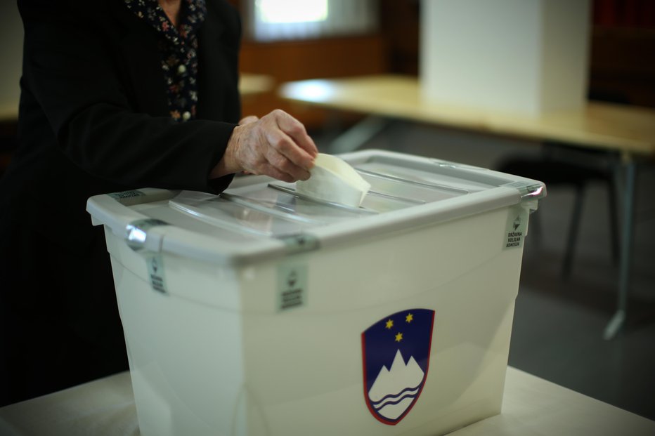 Fotografija: Parlamentarne volitve na volišču v Šentilju pri Velenju, Slovenija 3. junija 2018. FOTO: Jure Eržen, Delo