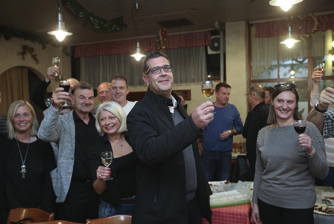 Aleš Bržan upa na drugi krog županskih volitev v Kopru. FOTO: Jože Suhadolnik, Delo