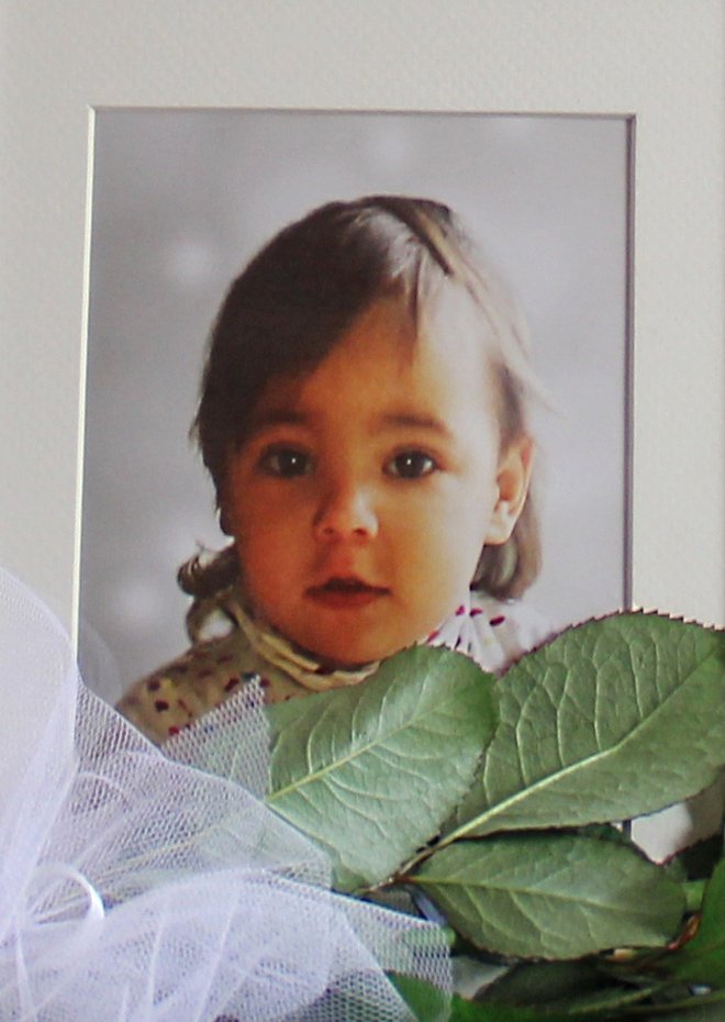Arina Kardašević je bila stara dve leti, ko je zaradi grozljivih poškodb umrla. FOTO: Boštjan Fon
