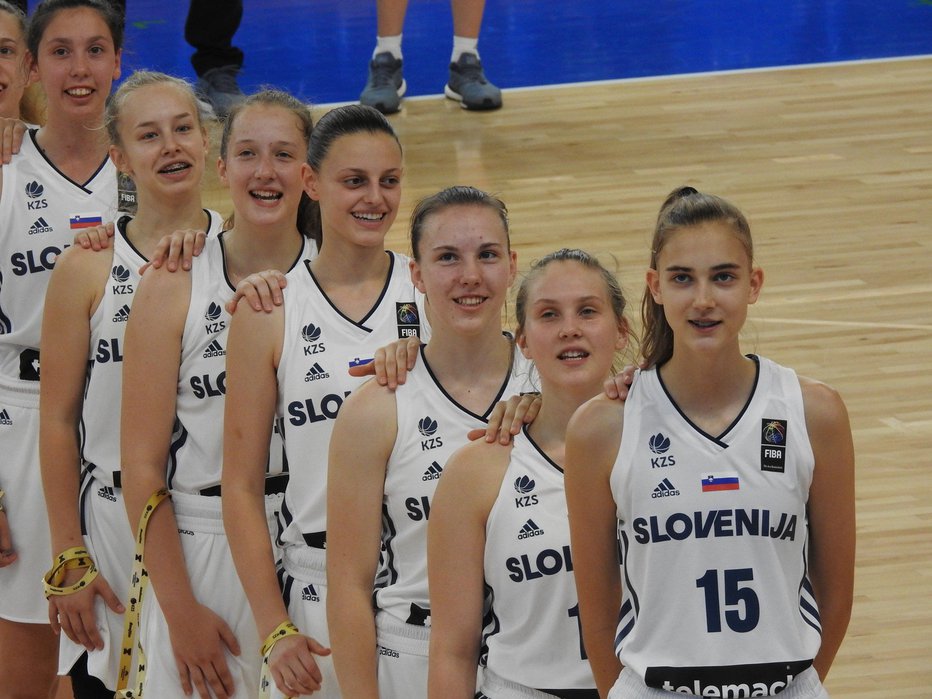 Fotografija: Mojca Jelenc v dresu Slovenije FOTO: FIBA.COM