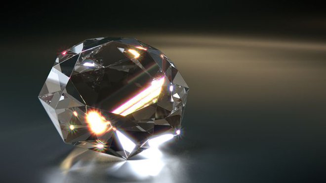 Diamant je prodal močno pod ceno.