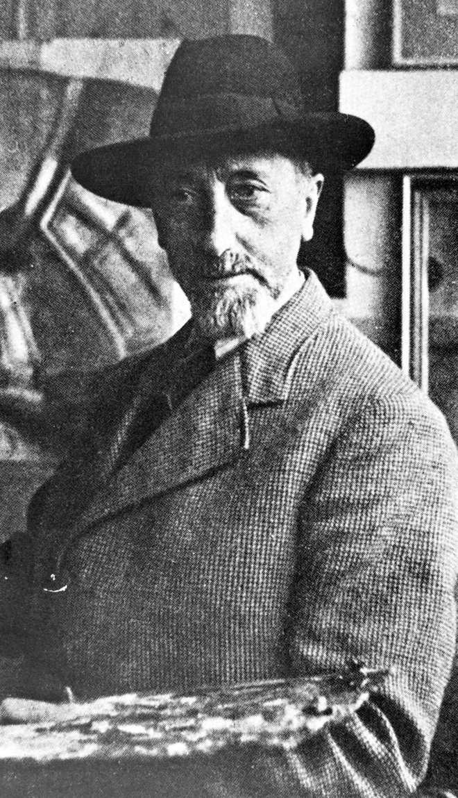 Oče prve slovenske znamke se je rodil 21. februarja 1877 v Kamniku.