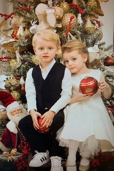 Fotografija: Dva tedna pred božičem sta dvojčka praznovala četrti rojstni dan. FOTO: Instagram