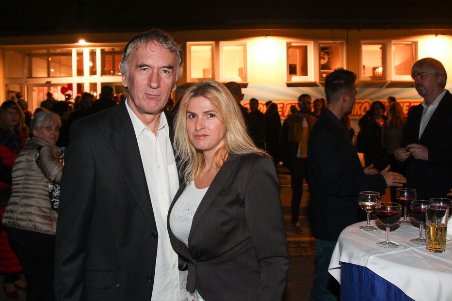 Fotografija: Jonas je z ženo Alenko Kavčič redni gost družabnih prireditev.