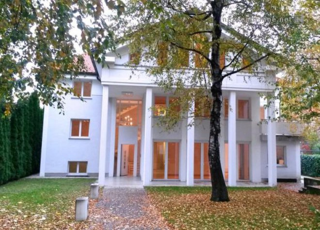Neoklasična vila za Bežigradom. FOTO: Nepremicnine.net