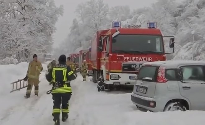 V Avstriji in Nemčiji so v pričakovanju nove pošiljke snega. FOTO: Youtube
