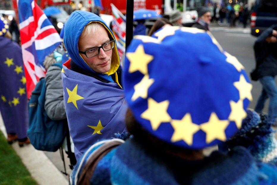 Fotografija: Zdi se, da Britanci ne vedo več, kaj točno želijo. FOTO: John Sibley, Reuters
