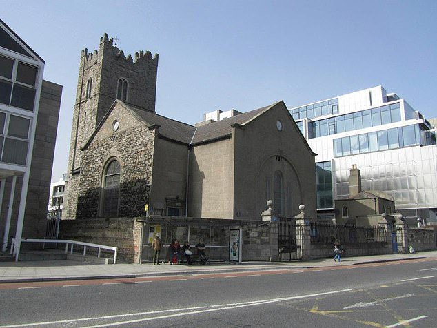 Cerkev sv. Michana je pomembna znamenitost Dublina.