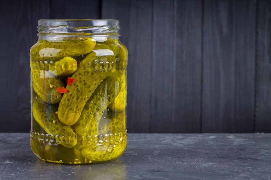 Fotografija: Vložene kumarice med drugim skrbijo za dobro delovanje jeter. FOTO: Thinkstock