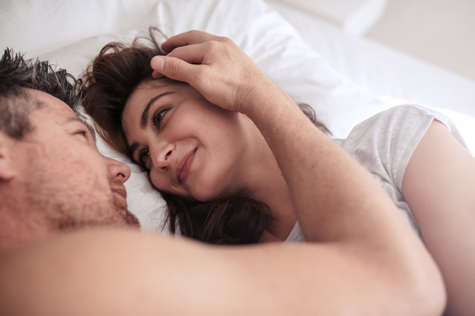 Fotografija: Pogovori in načrtovani seks v dolgi zvezi ohranjajo strasti. FOTO: Thinkstock