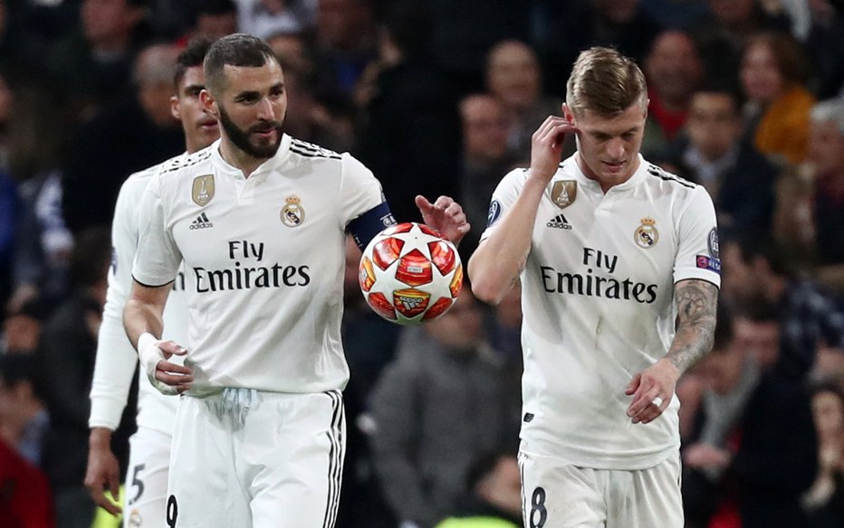 Fotografija: Real Madrid je potolčen: po kraljevem pokalu so izpadli še iz lige prvakov, v prvenstvu realnih možnosti za slavje nimajo. FOTO: Reuters