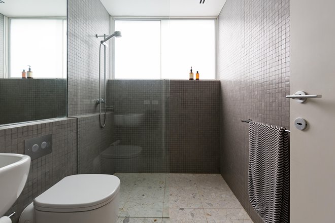 Kotiček za prhanje brez kadi je odlična rešitev za majhne kopalnice. FOTOGRAFIJE: Guliver/Getty Images