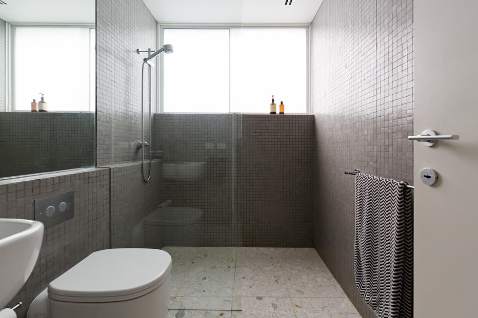 Fotografija: Kotiček za prhanje brez kadi je odlična rešitev za majhne kopalnice. FOTOGRAFIJE: Guliver/Getty Images
