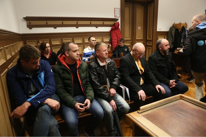 Policisti, ki jim preti celo zaporna kazen (z leve): Kadirić, Sakač, Raj, Petrovič in Marguč.