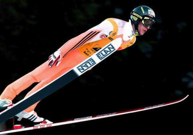 Primož Peterka se lahko kot edini slovenski smučarski skakalec pohvali z dvema velikima kristalnima globusoma. FOTO: Reuters