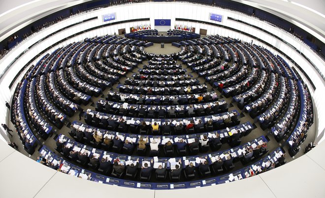 Evroposlanci so direktivo sprejeli. FOTO: Reuters