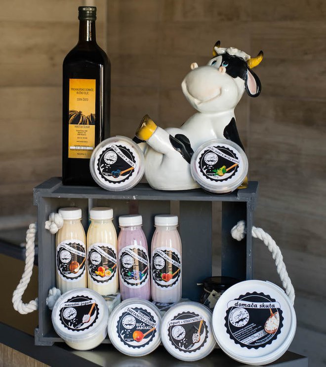Če imate radi odlične domače mlečne izdelke, je pravi naslov kmetija Šukar v Bodoncih.