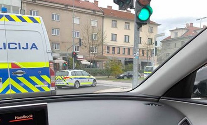 Policijska akcija v Ljubljani. FOTO: bralec