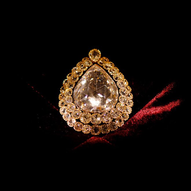 Istanbulska palača Topkapi Saraj<strong> </strong>hrani enega največjih diamantov na svetu.