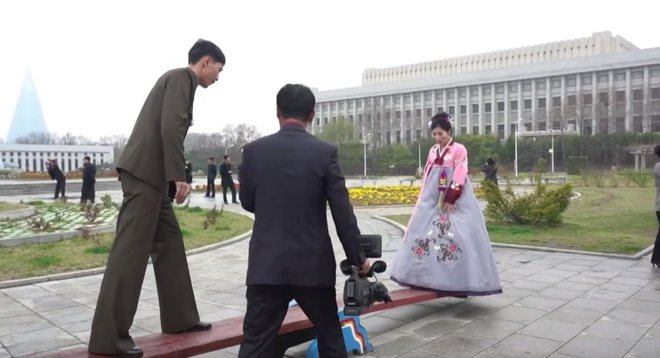 Poroka v Severni Koreji. FOTO: Youtube