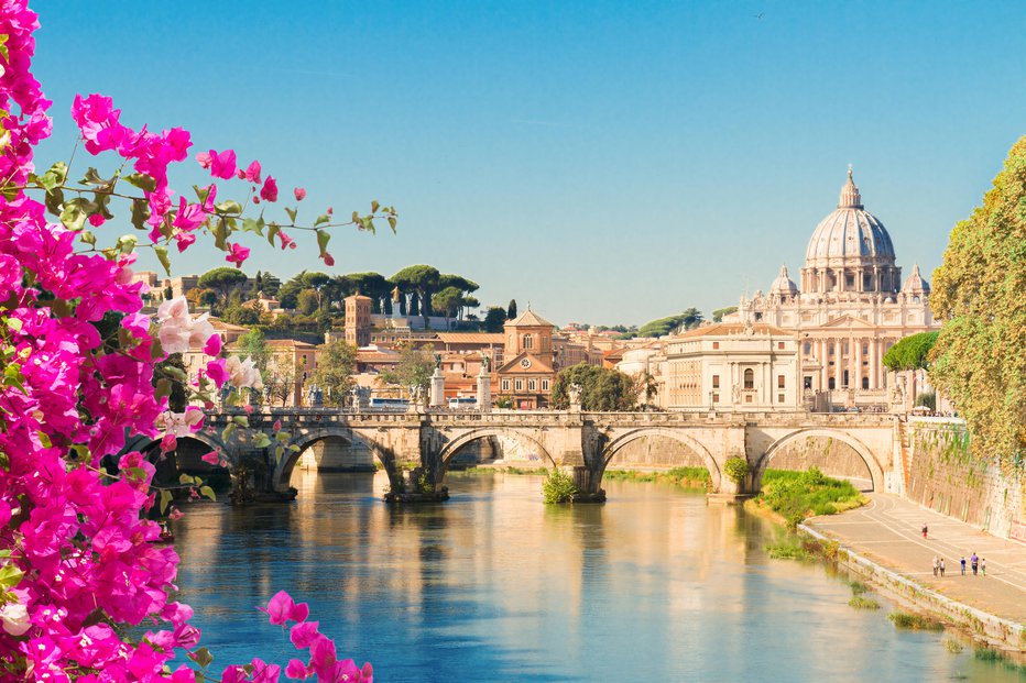 Fotografija: Rim je priljubljen popotniški cilj. FOTO: Neirfy Getty Images/istockphoto