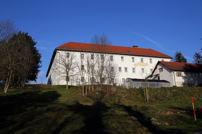 Edini ženski zapor v Sloveniji domuje v gradu iz 15. stoletja na Igu. FOTO: Blaž Samec