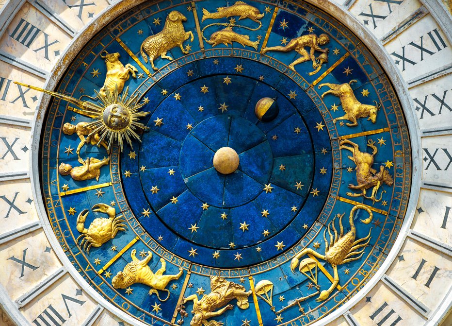 Fotografija: Branje astrološke karte nam pomaga razumeti sebe in svoje odnose. FOTO: Guliver/Getty Images