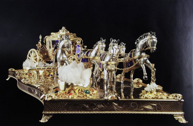 Dragocena Fabergejeva Cesarska kočija je vredna 100.000 evrov. Foto: Dejan Javornik